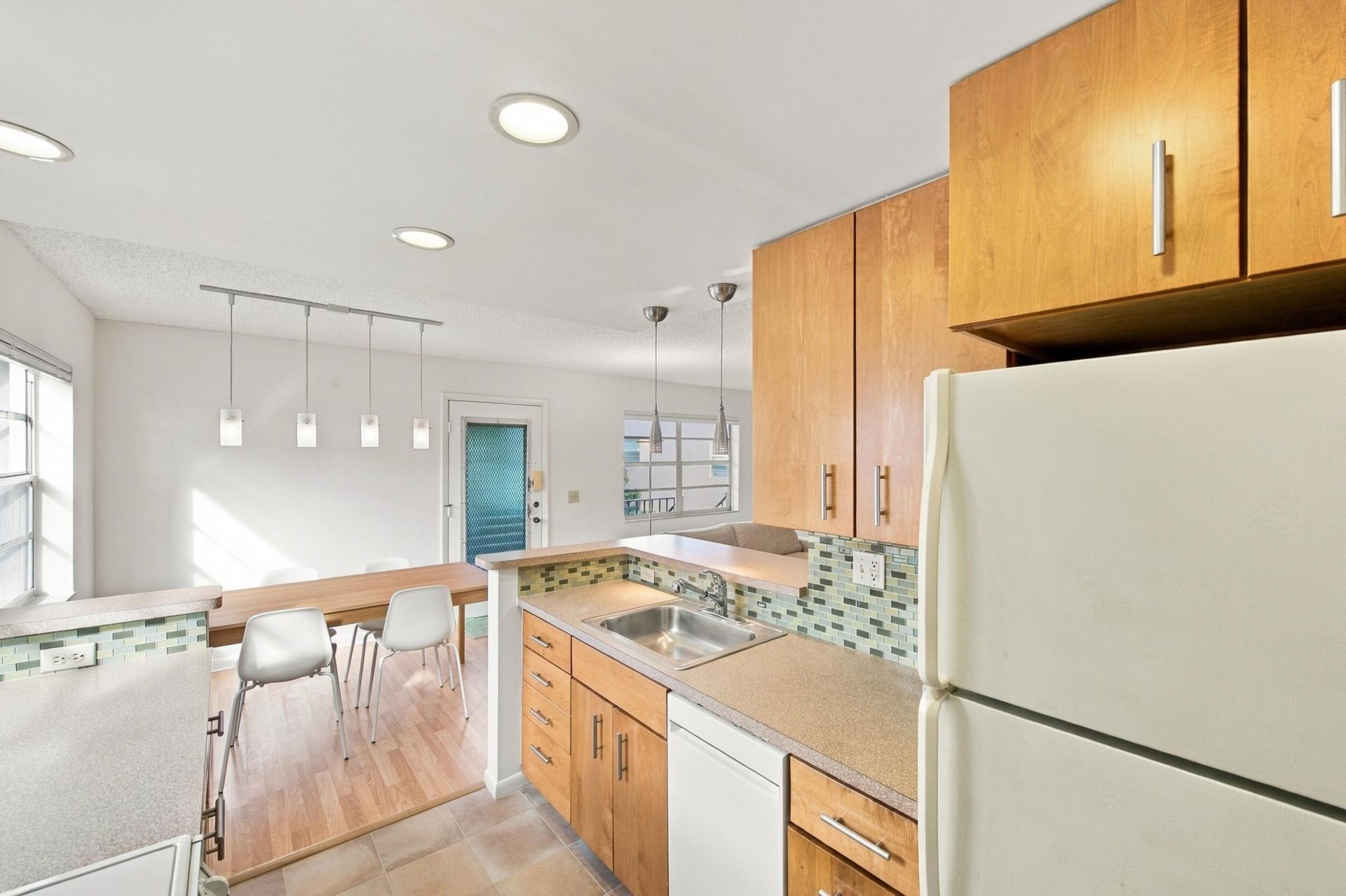 34 Flanders A, Delray Beach, FL 33484 Photo