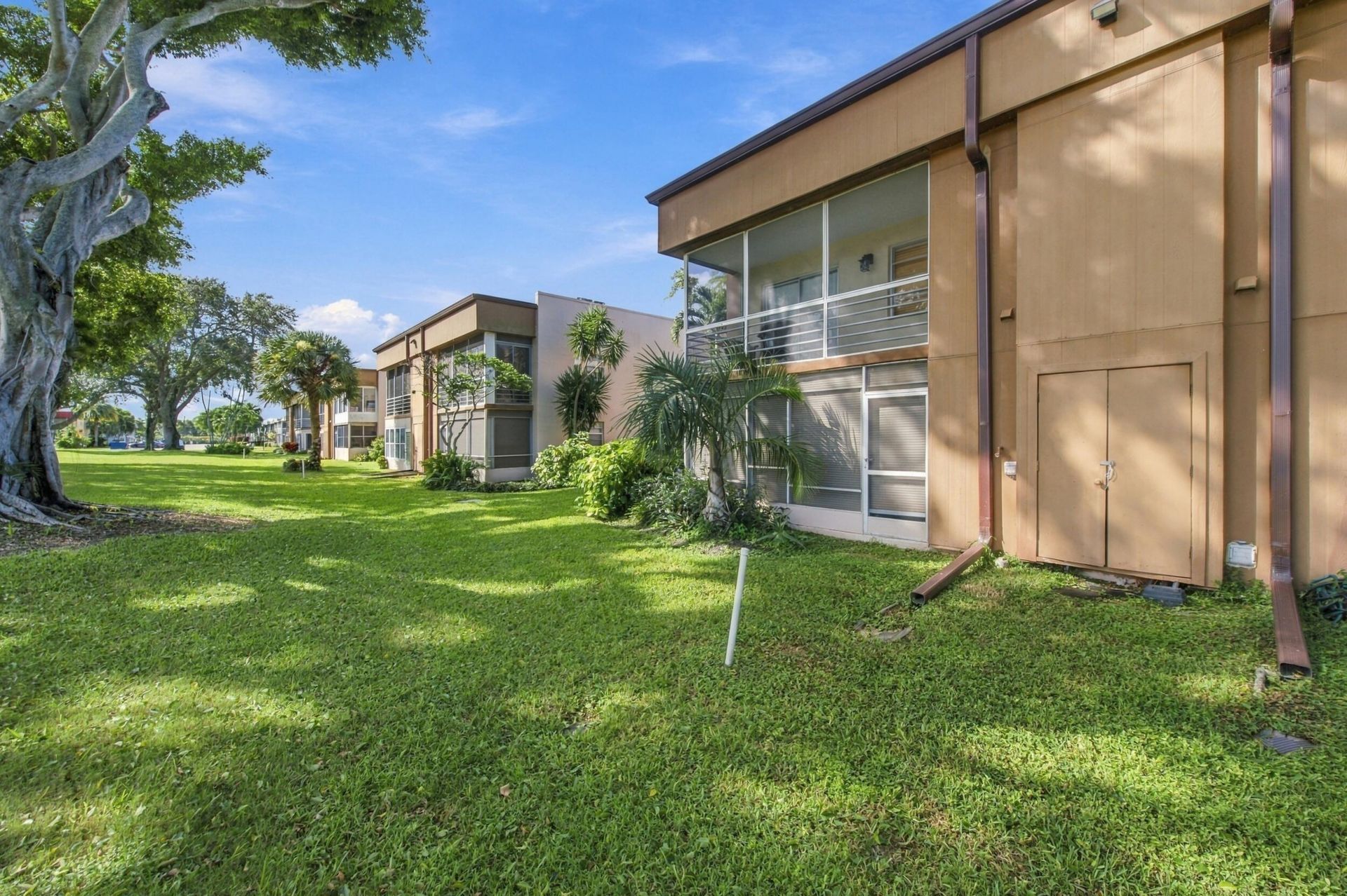 34 Flanders A, Delray Beach, FL 33484 Photo