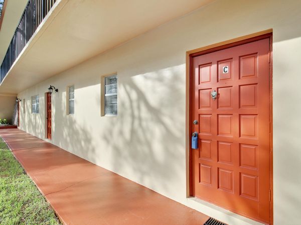 1989 SW PALM CITY Road, Unit C, Stuart, FL 34994