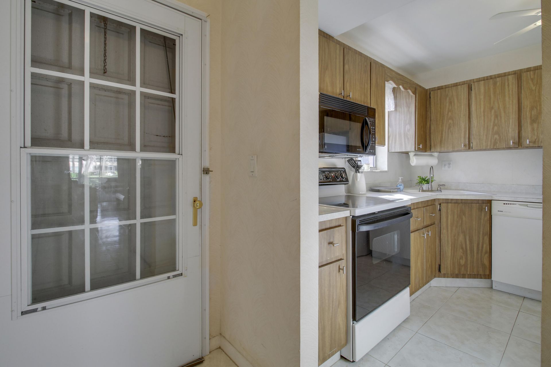 1989 SW Palm City Road, Unit C, Stuart, FL 34994 Photo