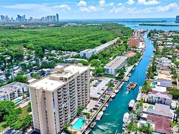 2350 NE 135th Street, Unit 1212, North Miami, FL 33181