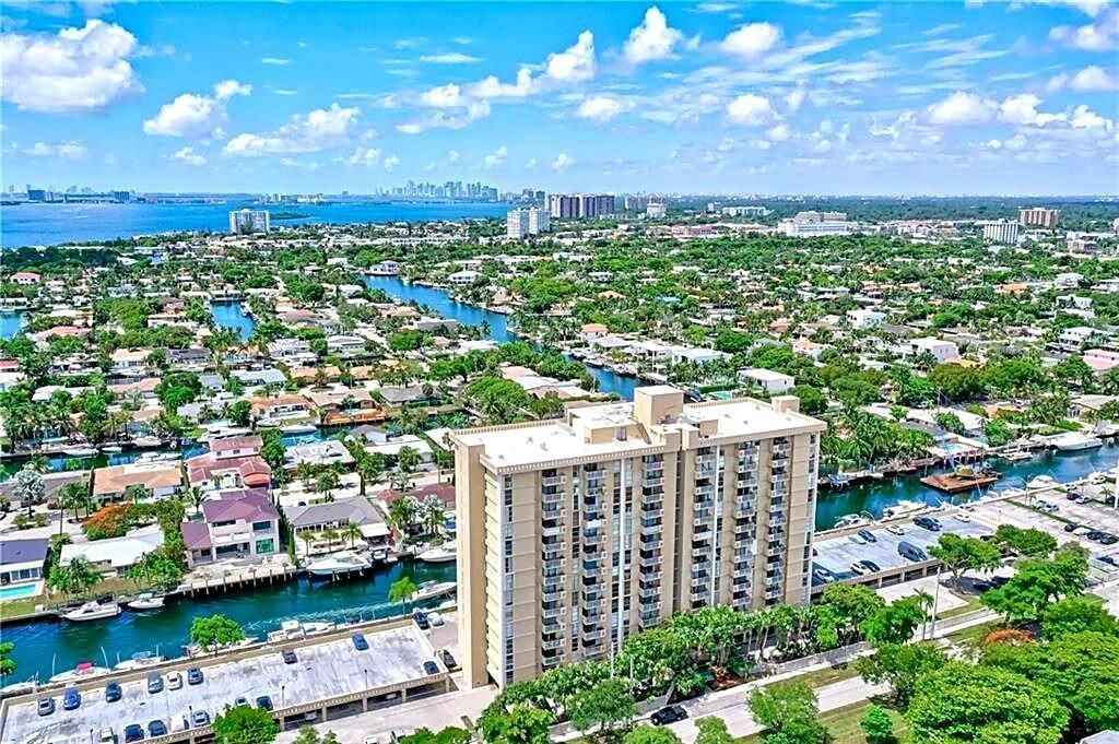 2350 NE 135th Street, Unit 1212, North Miami, FL 33181 Photo