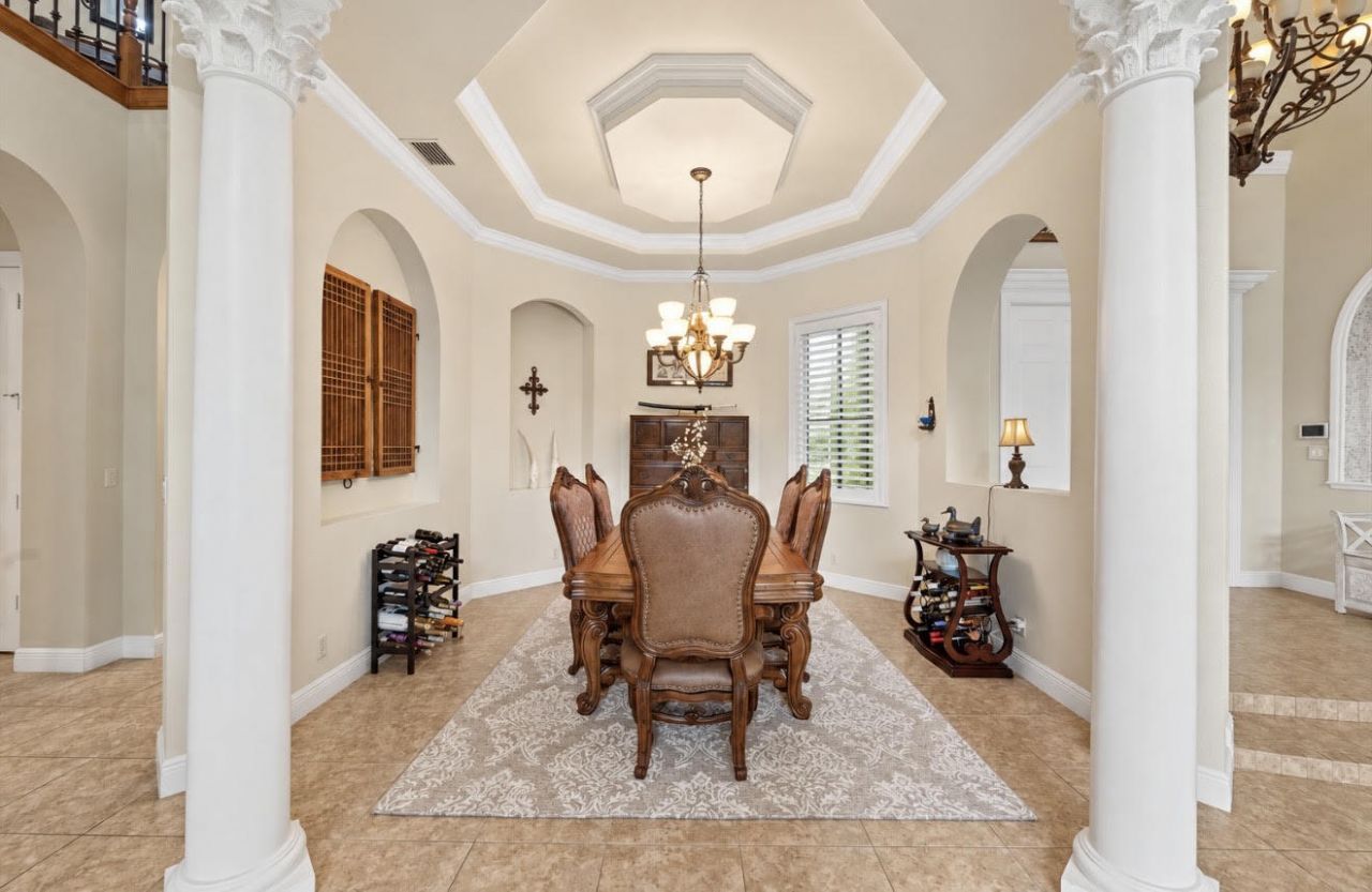 10586 Versailles Boulevard, Wellington, FL 33449 Photo