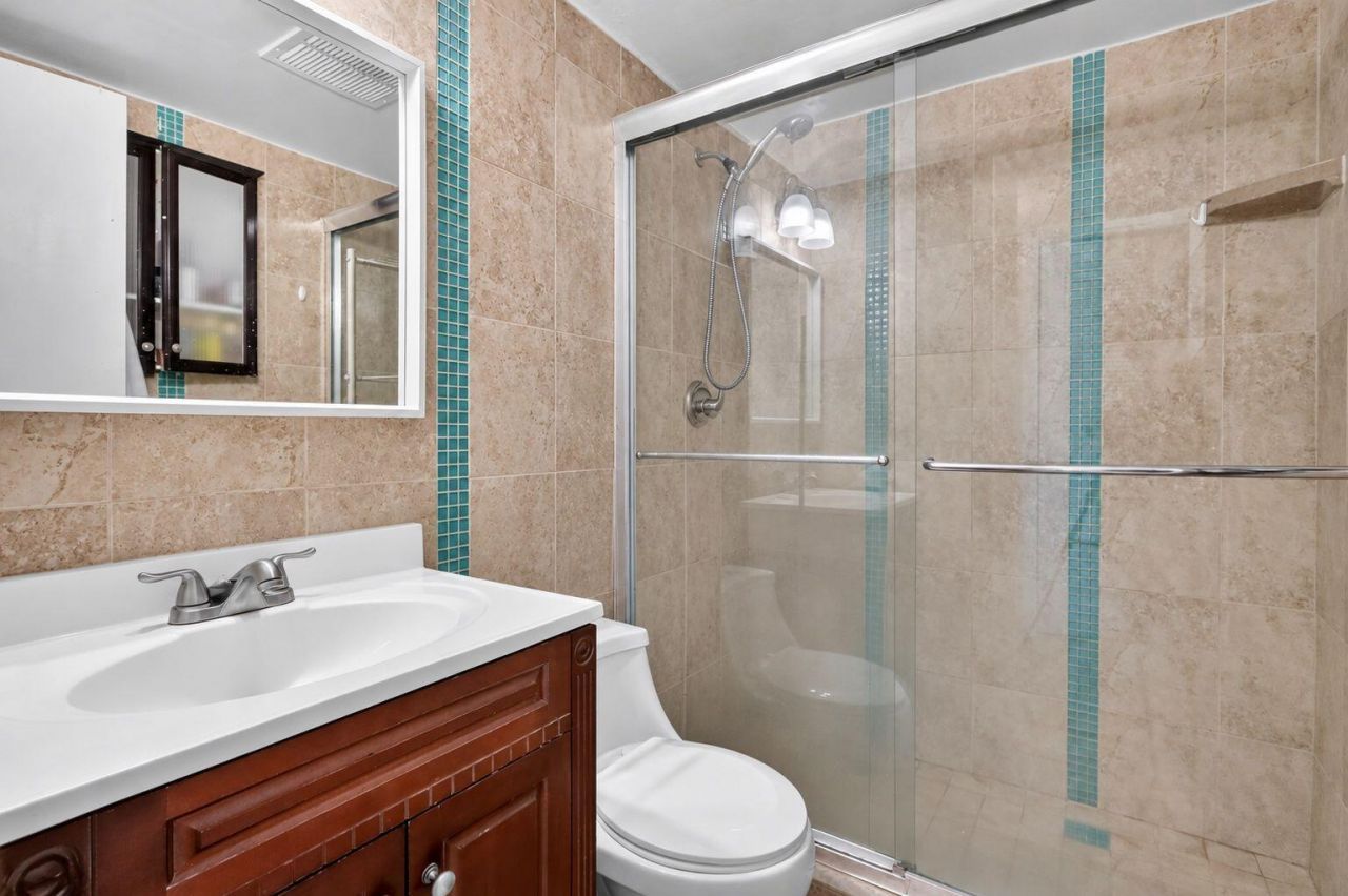 467 Golden Isles Drive, Unit 107, Hallandale Beach, FL 33009 Photo