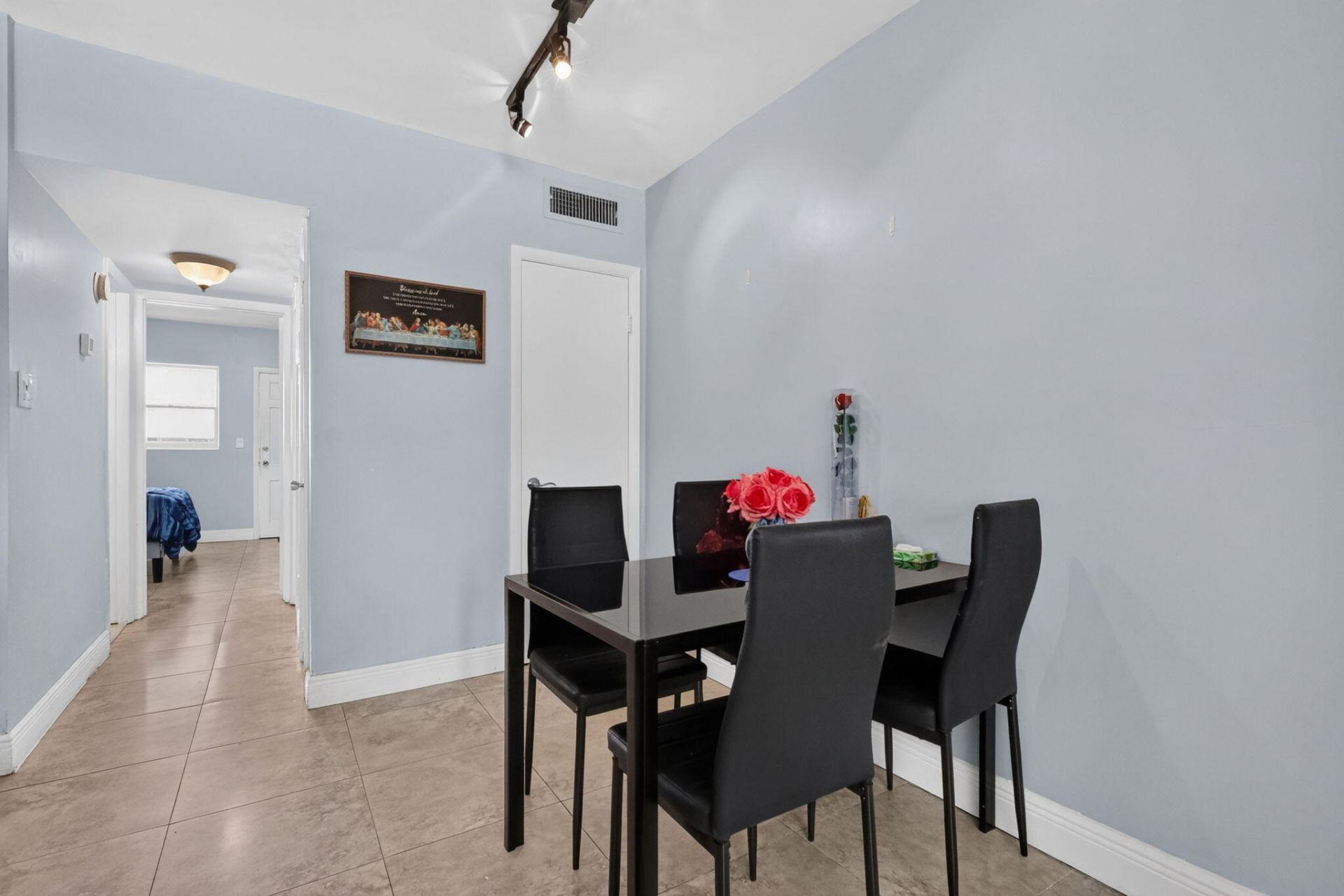 467 Golden Isles Drive, Unit 107, Hallandale Beach, FL 33009 Photo
