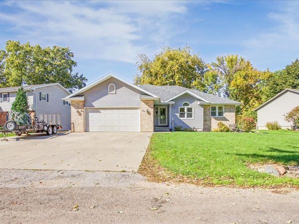 18 W Circle Drive , Streator, IL 61364