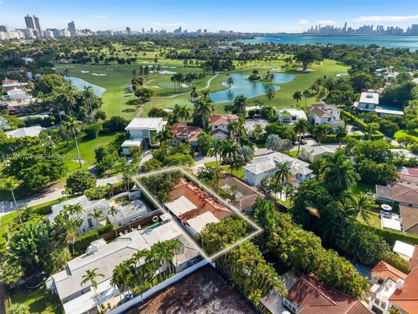 421 W 62nd St , Miami Beach, FL 33140
