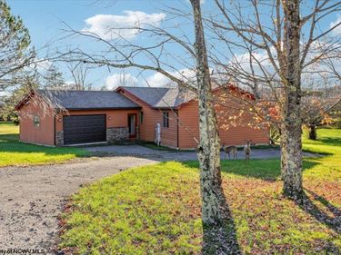 28 Pancake Lane, Davis, WV 26260