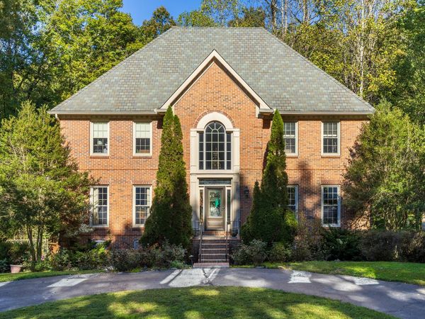 3122 Bee Tree Lane, Signal Mountain, TN 37377