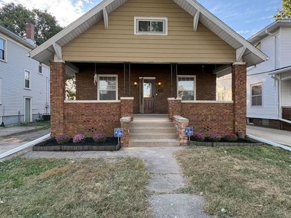 1609 S 4TH Street, Springfield, IL 62703
