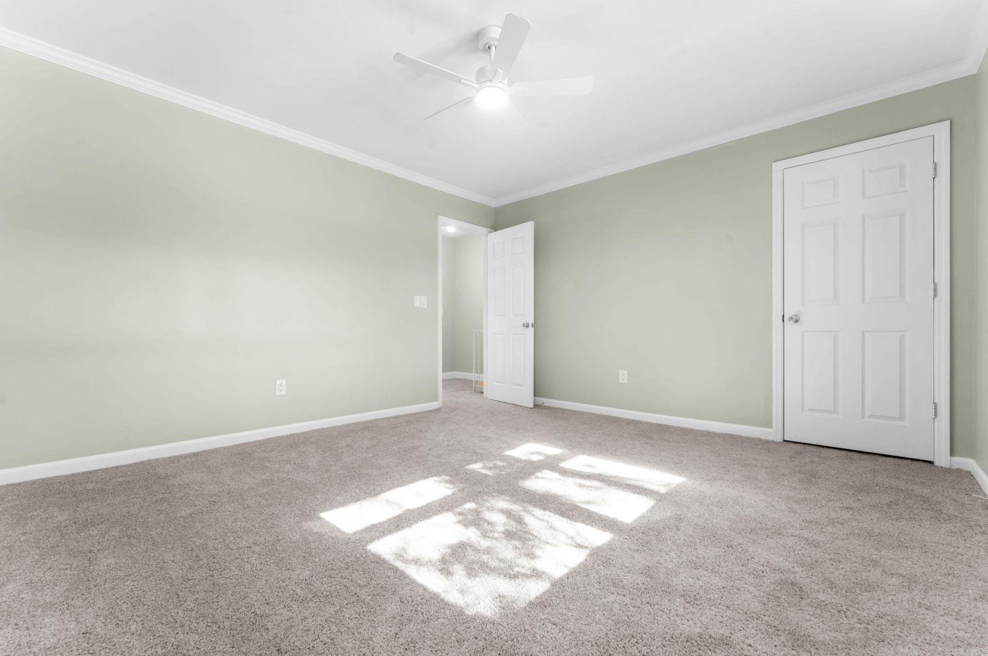 730 Harbor Lane Photo 22