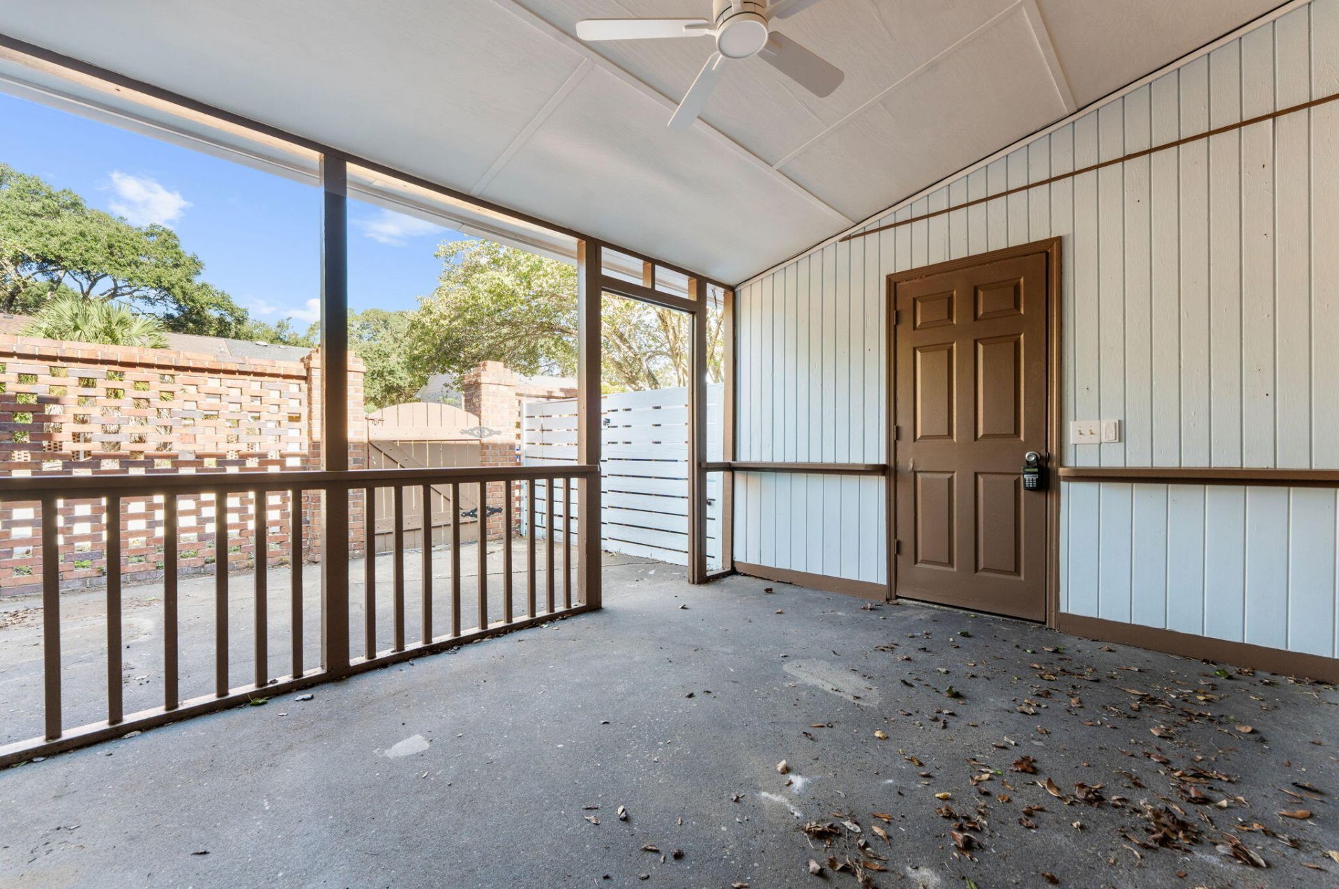 730 Harbor Lane Photo 28