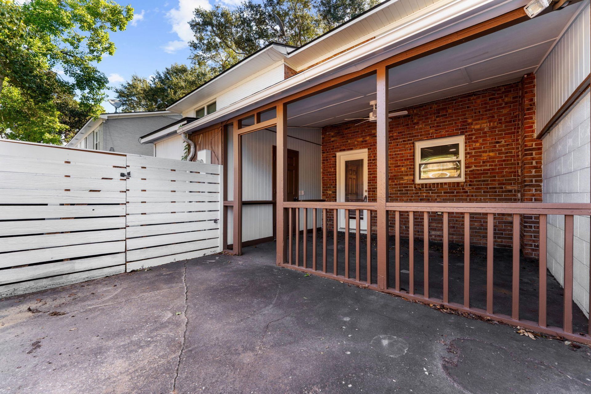 730 Harbor Lane Photo 31
