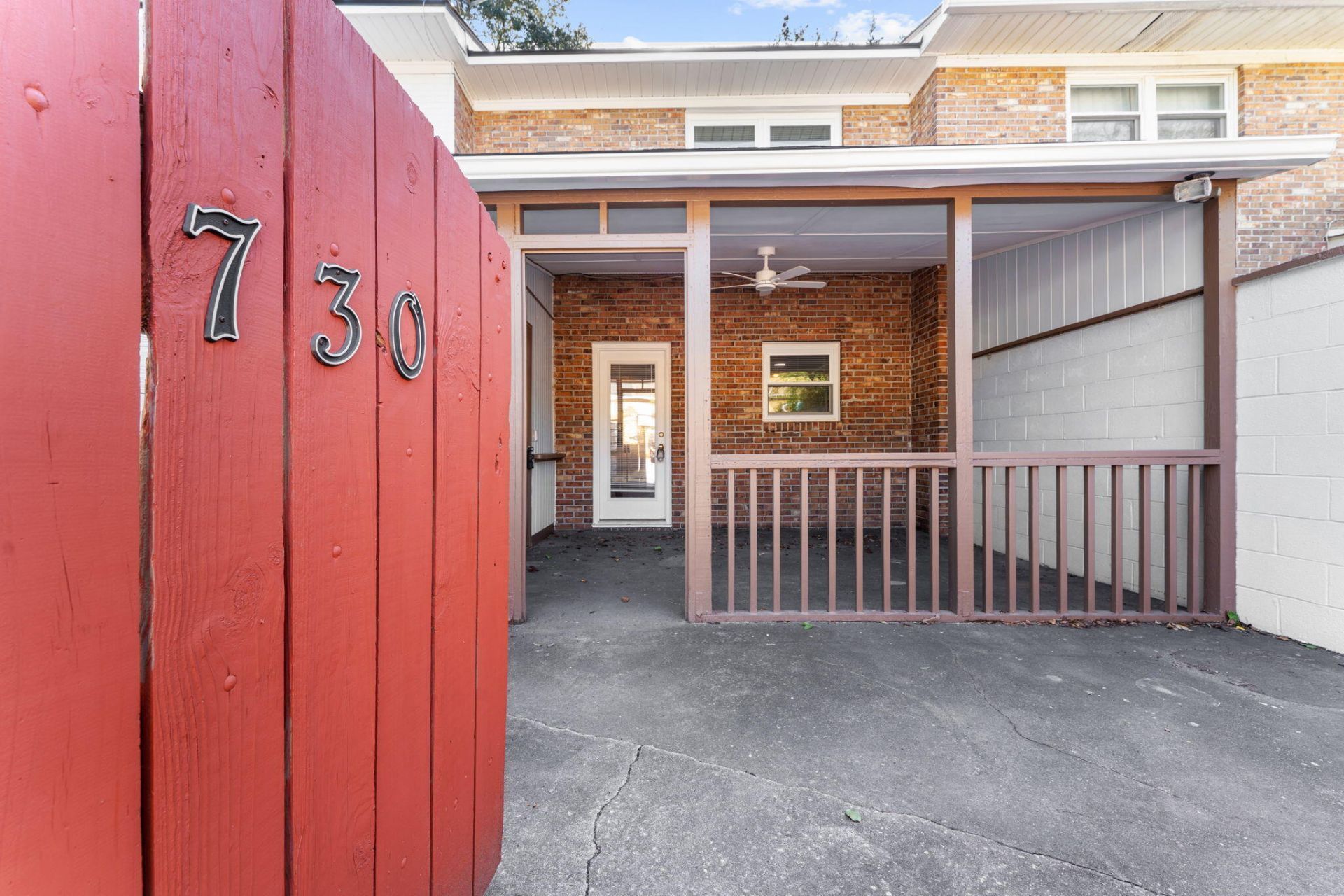 730 Harbor Lane Photo 32