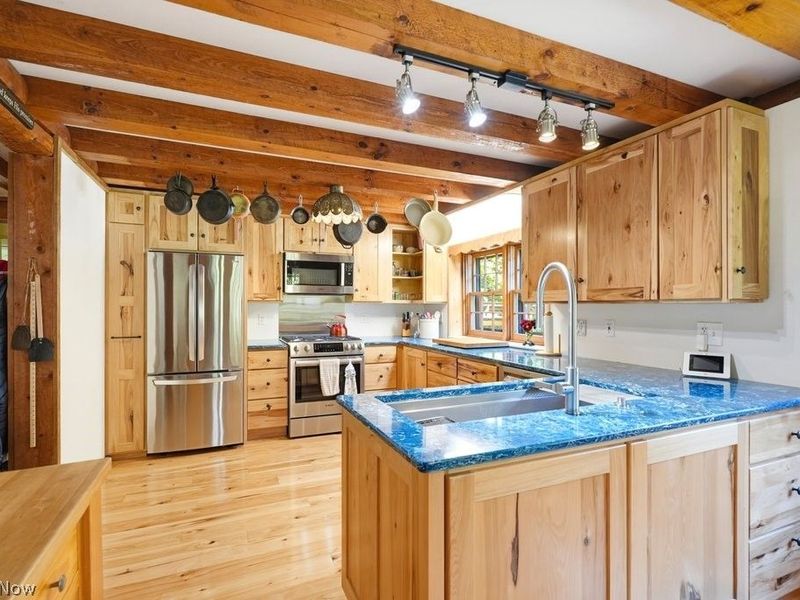 16210 Snow Rd , Burton, OH 44021 Photo 13