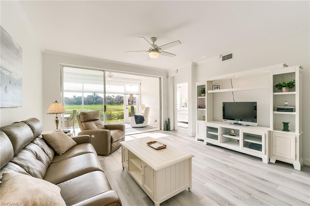 9010 Spring Run Blvd, Unit 707, Estero, FL 34135 Photo