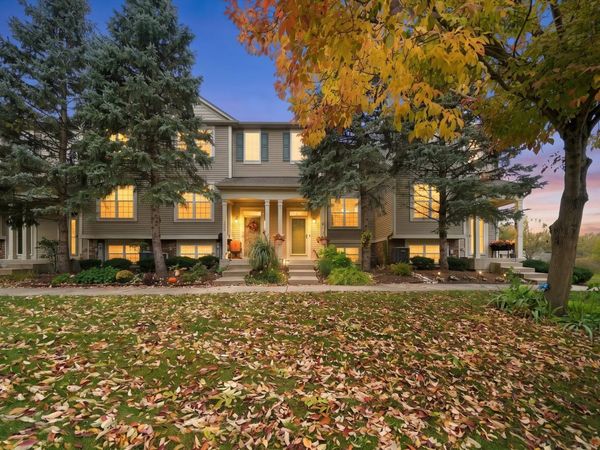 28796 W Pondview Drive , Lakemoor, IL 60051