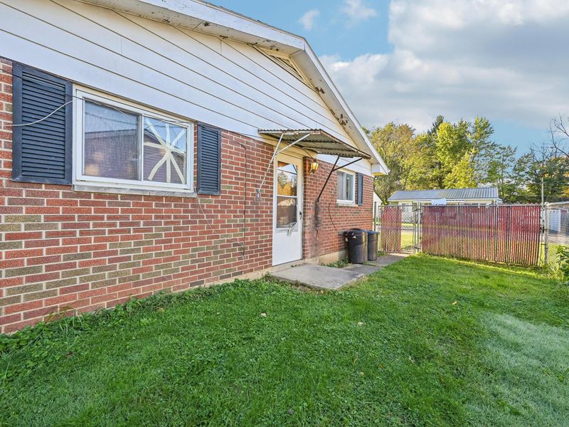 360 Sweetman Avenue, Urbana, OH 43078 Photo 8