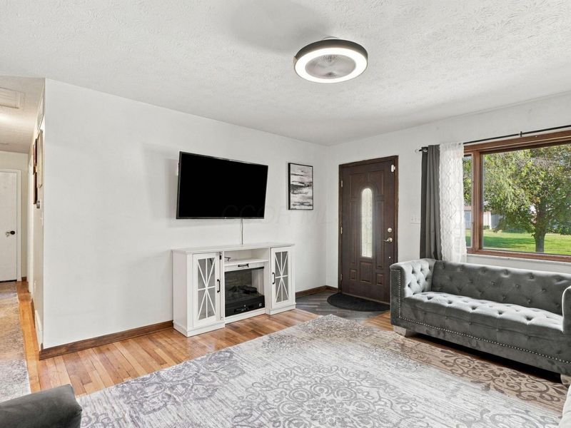 1765 Ivyhill Loop N, Columbus, OH 43229 Photo 4