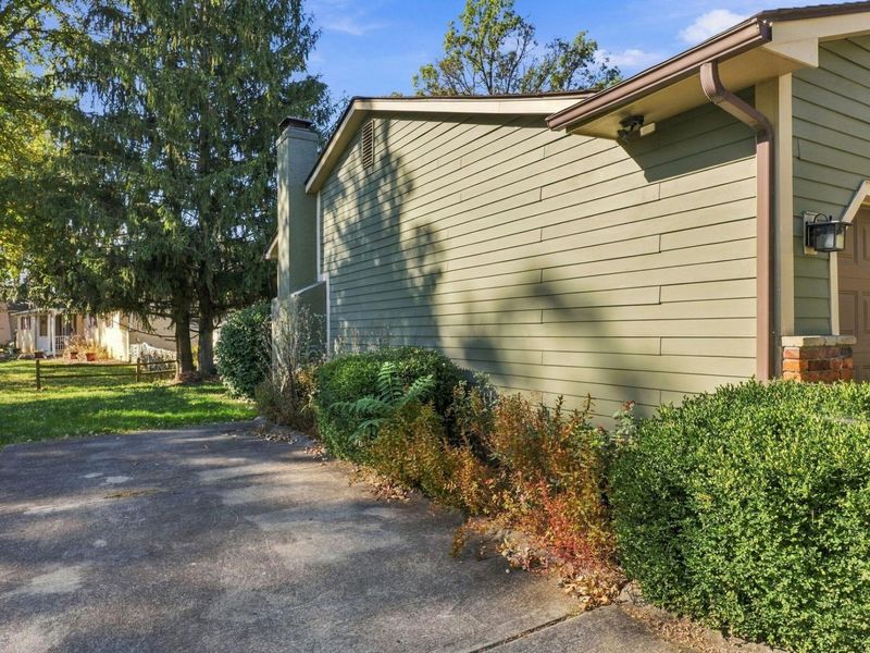 1765 Ivyhill Loop N, Columbus, OH 43229 Photo 40