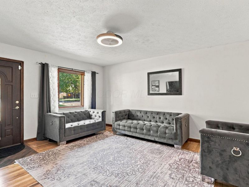 1765 Ivyhill Loop N, Columbus, OH 43229 Photo 6