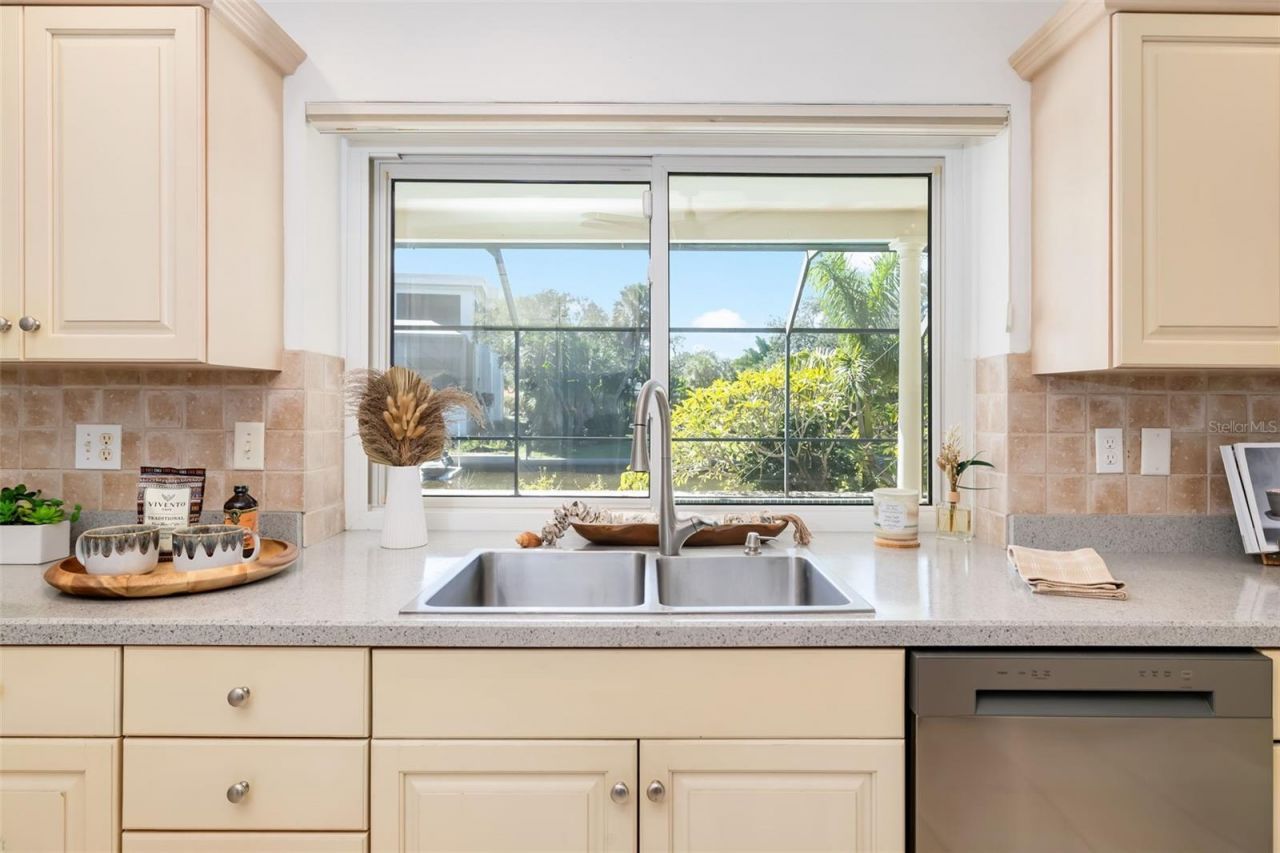 5456 Azure Way, Sarasota, FL 34242 Photo