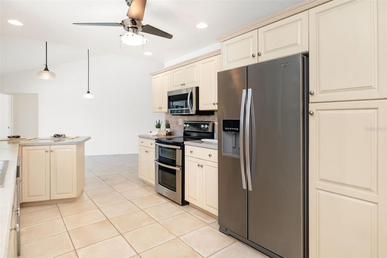 5456 Azure Way, Sarasota, FL 34242 Photo