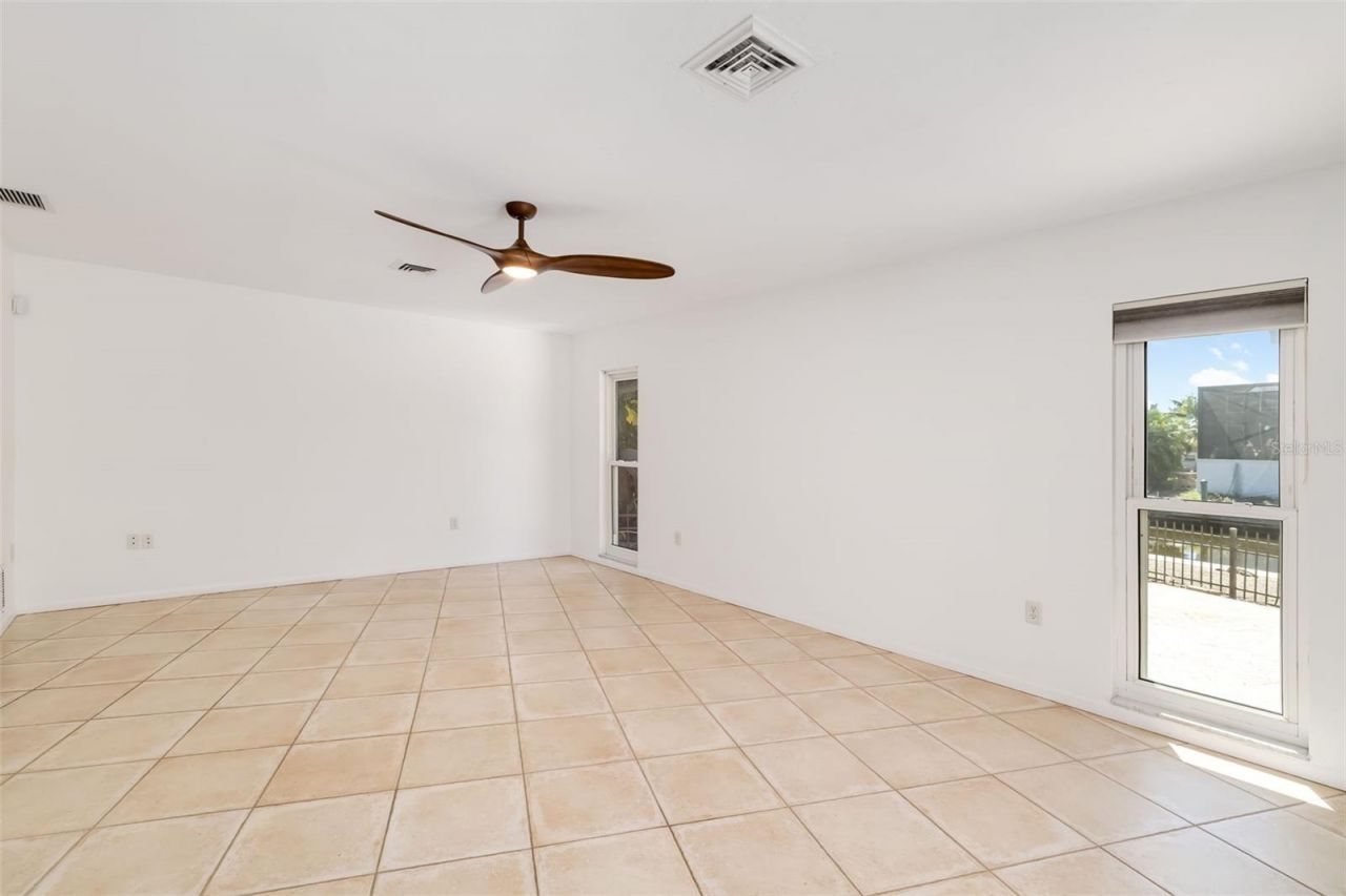 5456 Azure Way, Sarasota, FL 34242 Photo