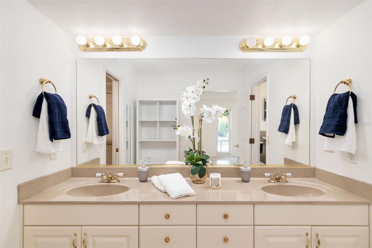 5456 Azure Way, Sarasota, FL 34242 Photo
