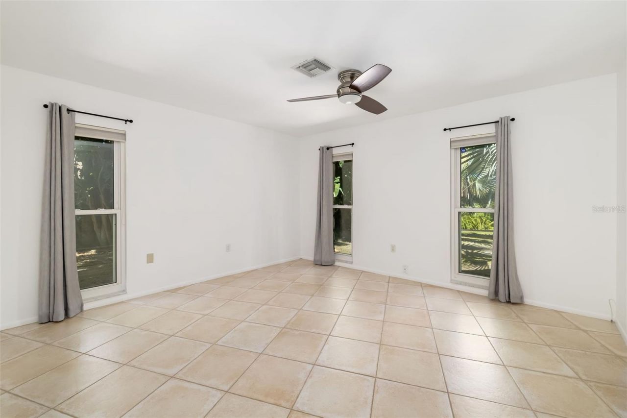 5456 Azure Way, Sarasota, FL 34242 Photo