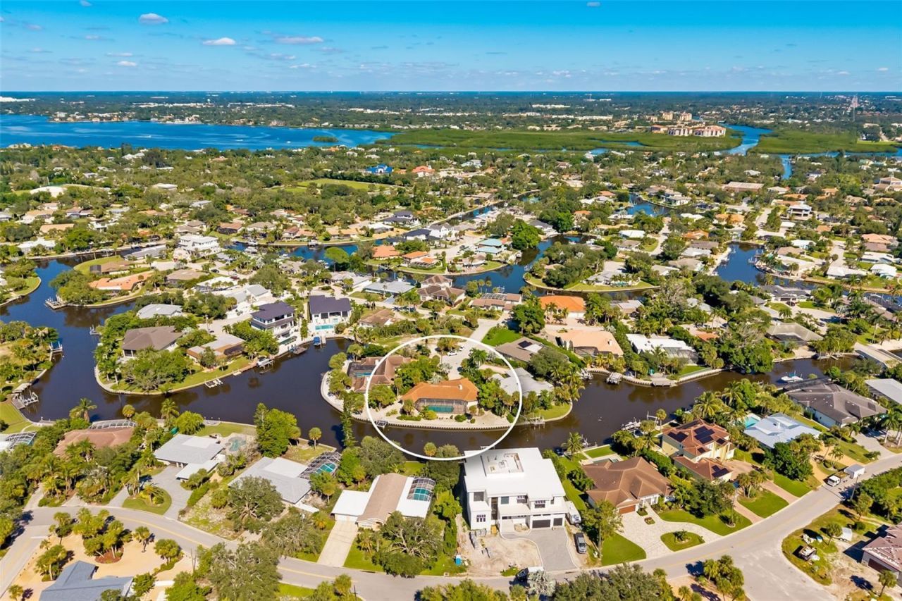 5456 Azure Way, Sarasota, FL 34242 Photo