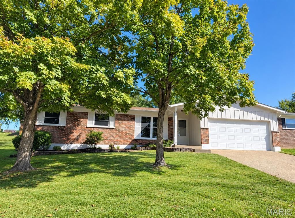 707 Karon Drive , Pevely, MO 63070 Main Photo