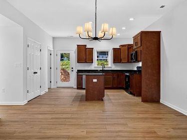 903 FISHER CIR, STAUNTON, VA 24401