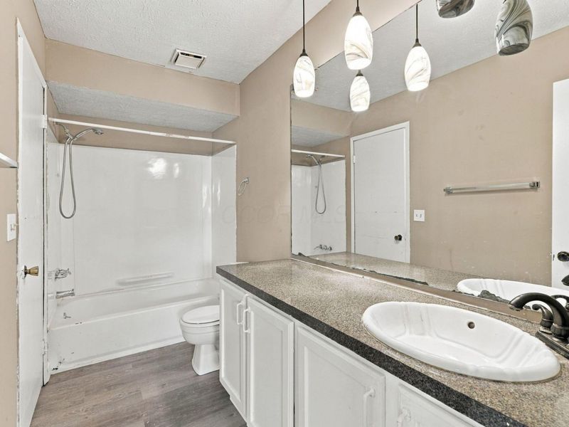 5644 Great Woods Boulevard , Columbus, OH 43231 Photo 16