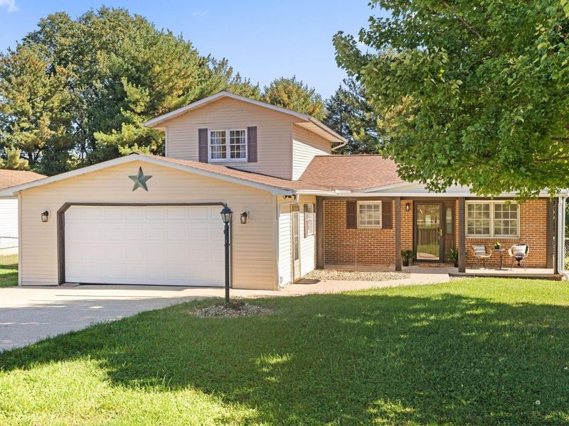 236 Clayburne Boulevard, Chillicothe, OH 45601 Photo 1