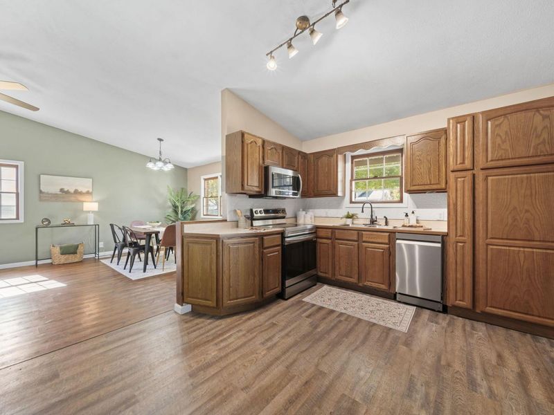 236 Clayburne Boulevard, Chillicothe, OH 45601 Photo 5