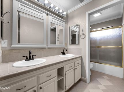 2705 Camelot Way, Unit Reno, Reno, NV 89509 Photo