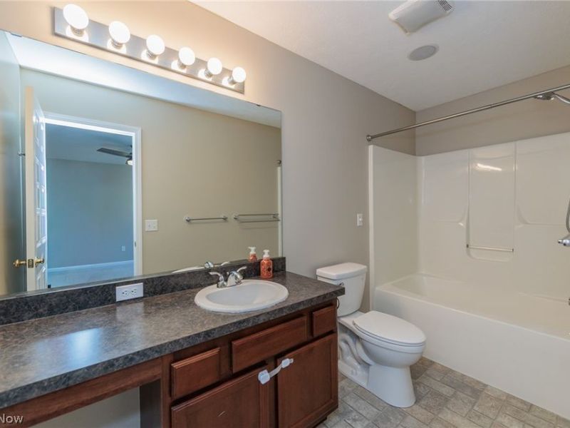 1877 Baythorn Way , Brunswick, OH 44212 Photo 28