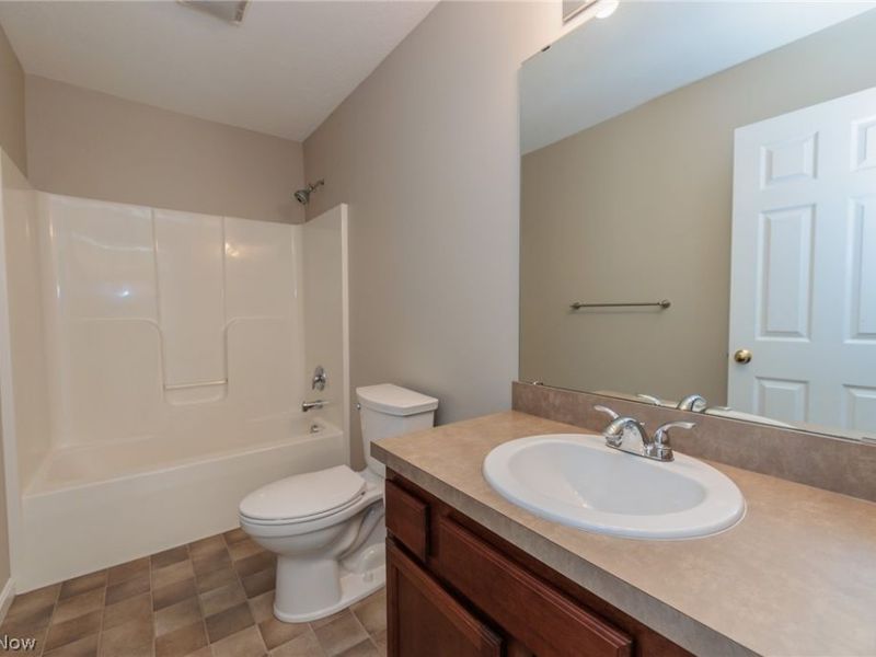 1877 Baythorn Way , Brunswick, OH 44212 Photo 29
