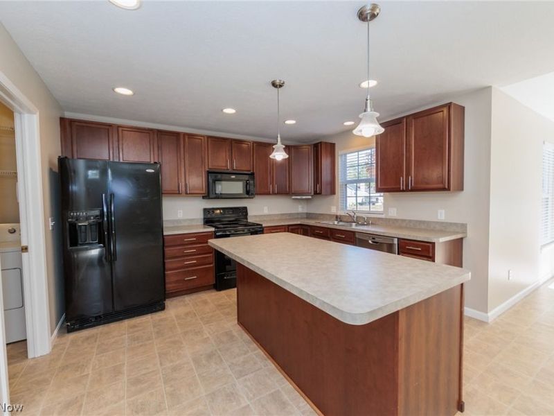 1877 Baythorn Way , Brunswick, OH 44212 Photo 6