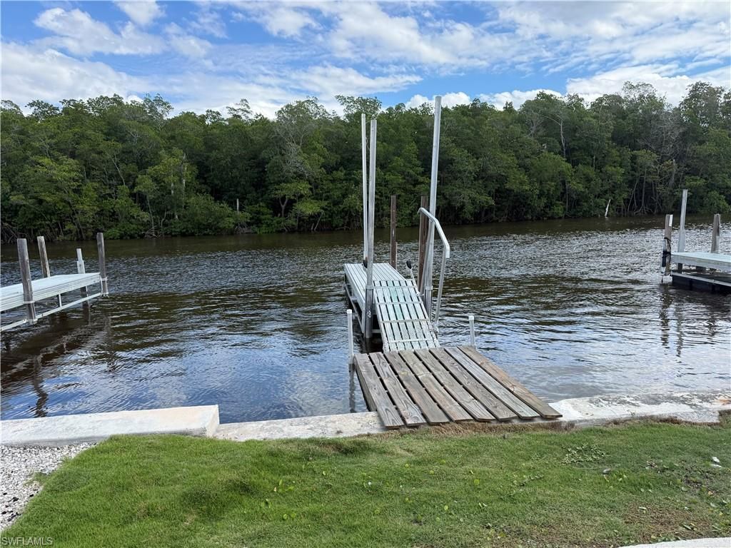 675 Copeland Ave S, Unit 5, Everglades City, FL 34139 Photo