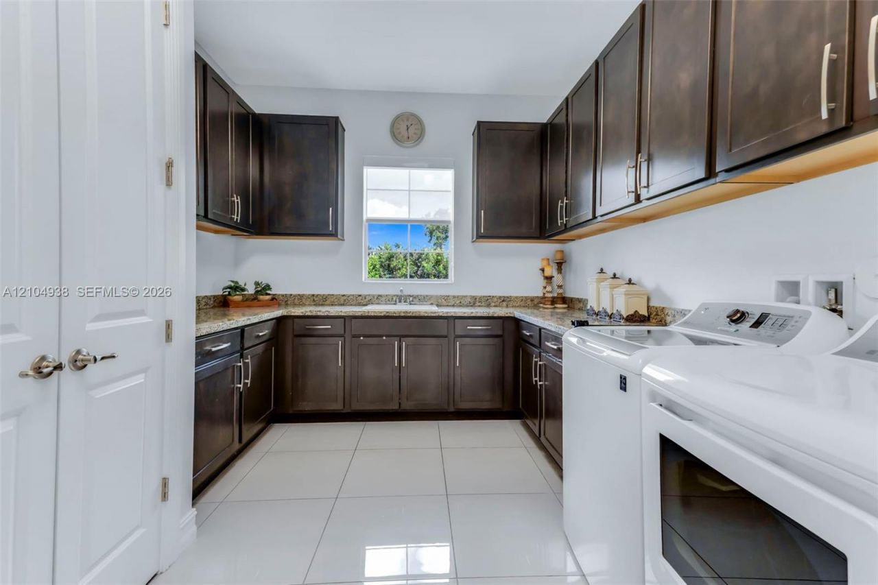 5202 S Sterling Ranch Cir , Davie, FL 33314 Photo