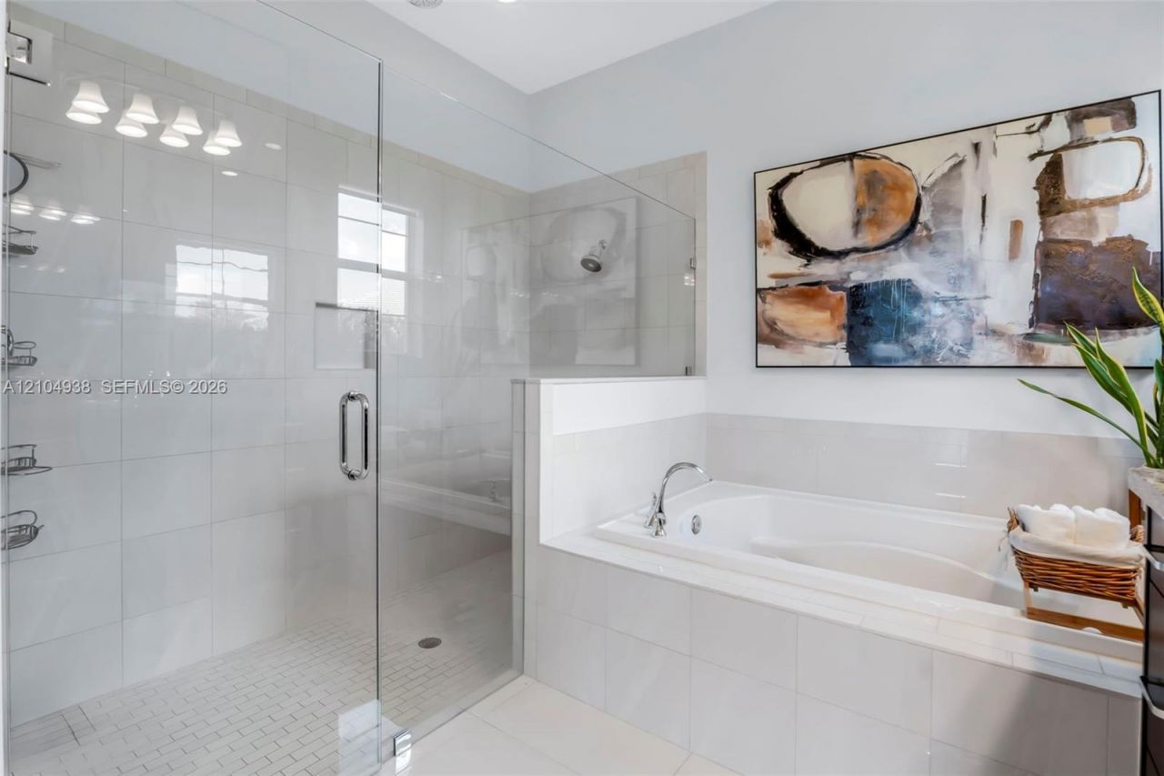 5202 S Sterling Ranch Cir , Davie, FL 33314 Photo