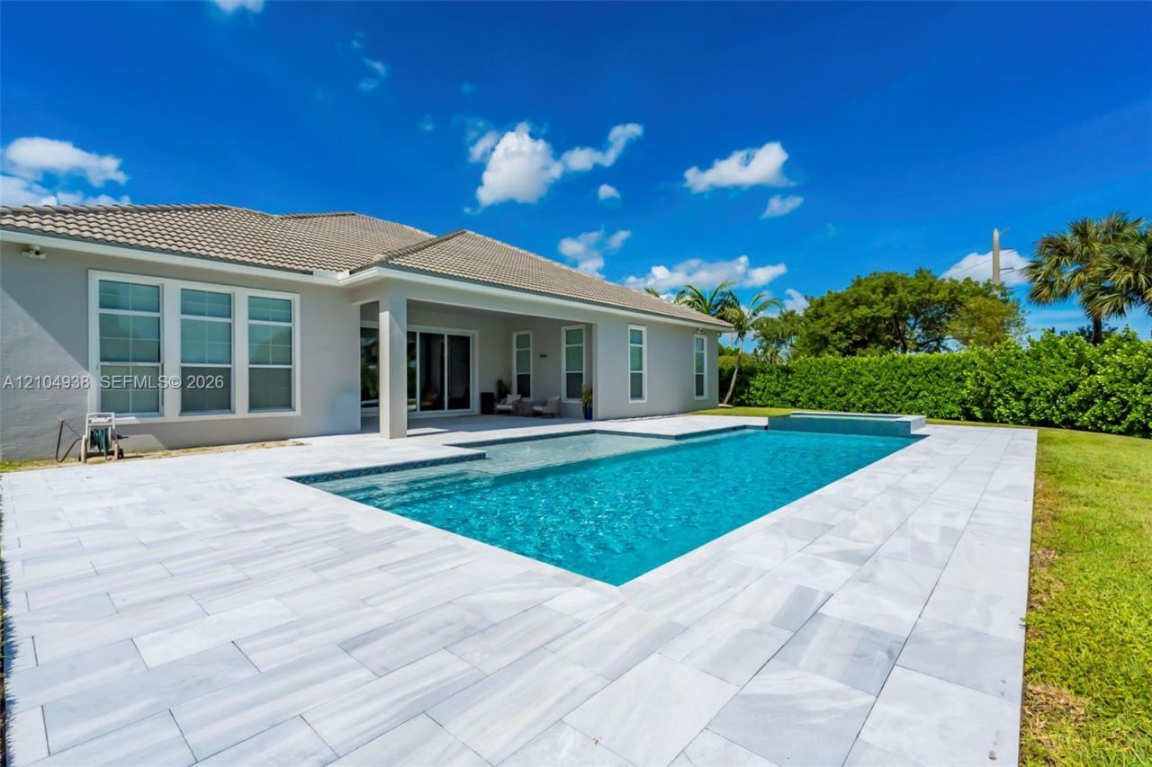 5202 S Sterling Ranch Cir , Davie, FL 33314 Photo