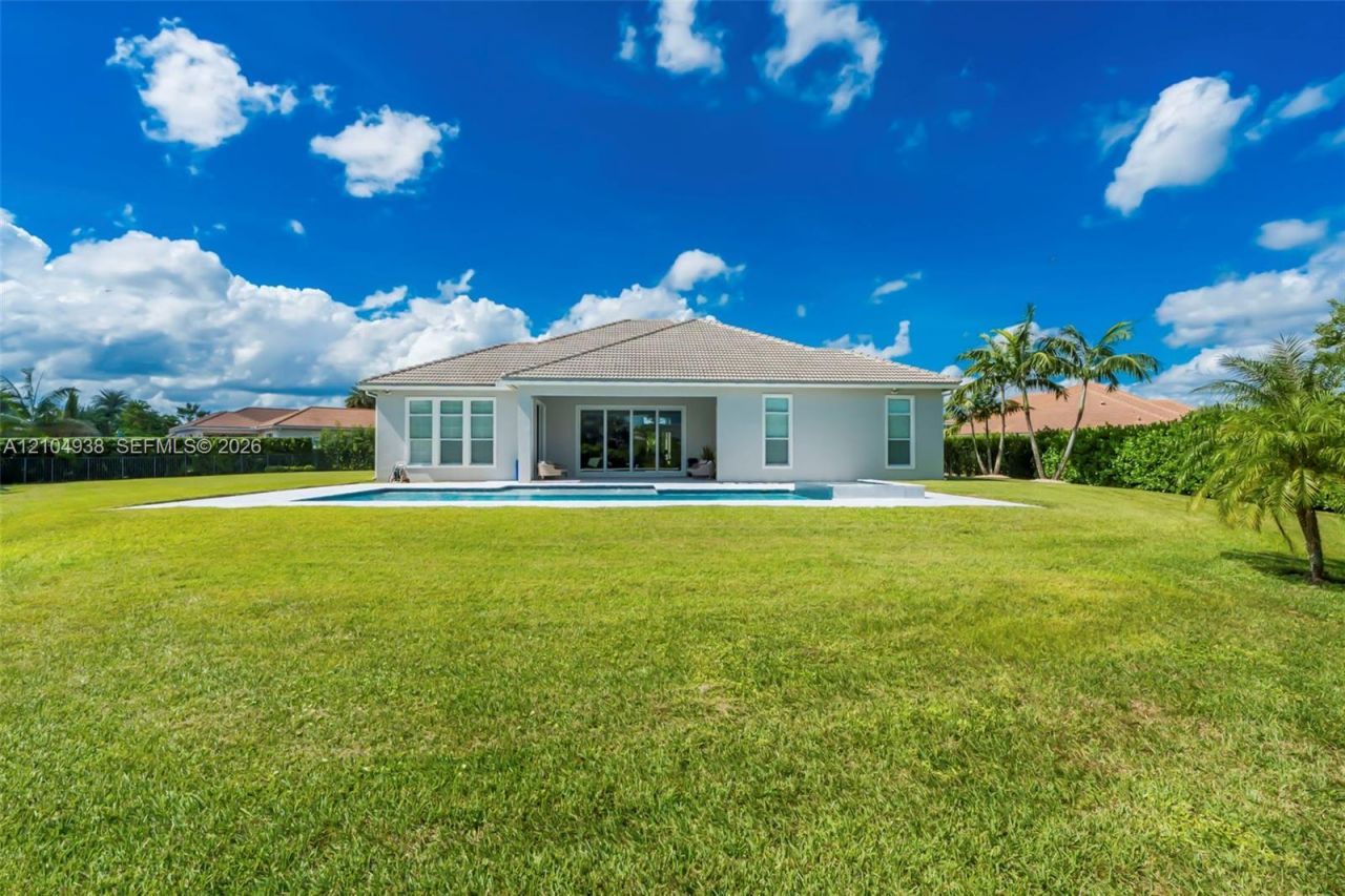 5202 S Sterling Ranch Cir , Davie, FL 33314 Photo