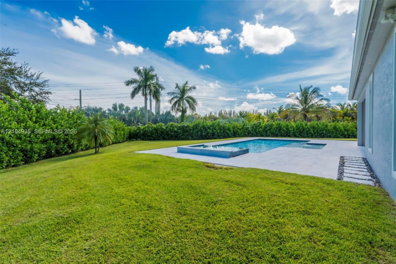 5202 S Sterling Ranch Cir , Davie, FL 33314 Photo
