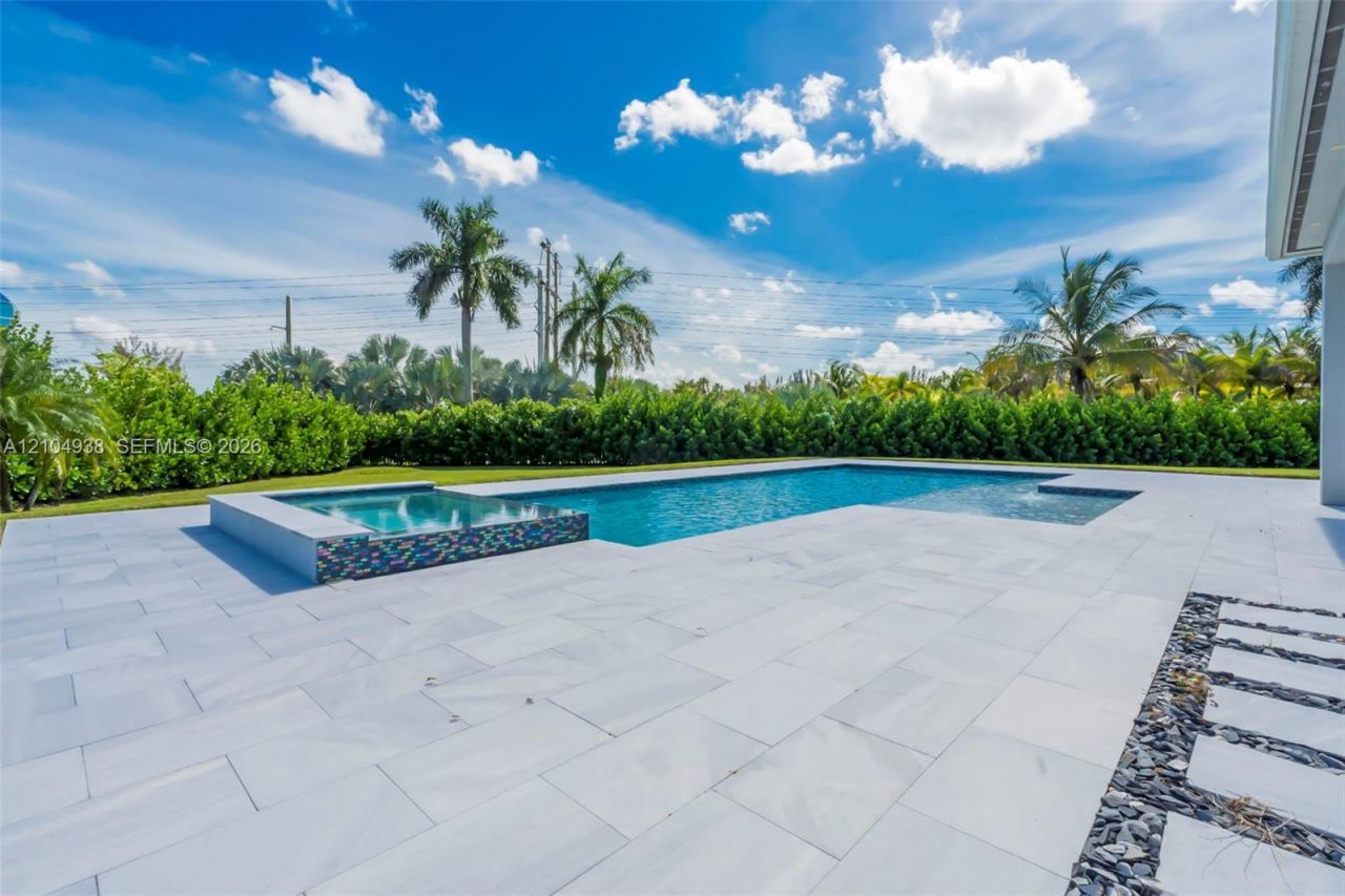 5202 S Sterling Ranch Cir , Davie, FL 33314 Photo