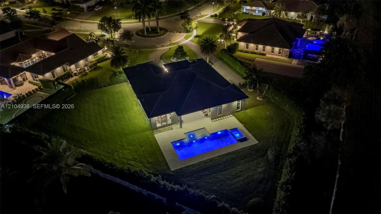 5202 S Sterling Ranch Cir , Davie, FL 33314 Photo