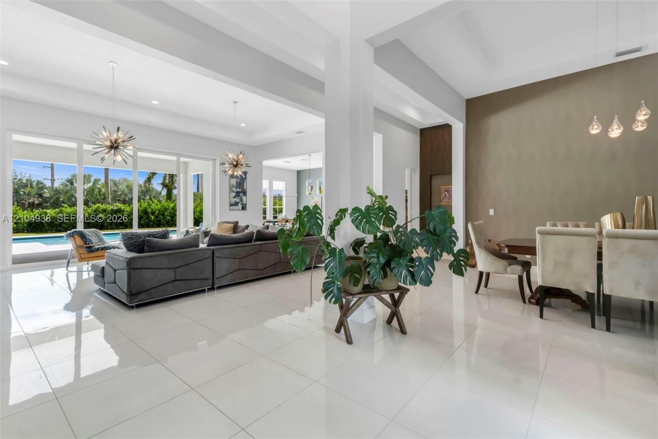 5202 S Sterling Ranch Cir , Davie, FL 33314 Photo