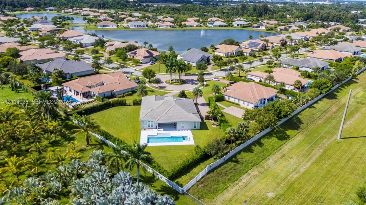 5202 S Sterling Ranch Cir , Davie, FL 33314 Photo